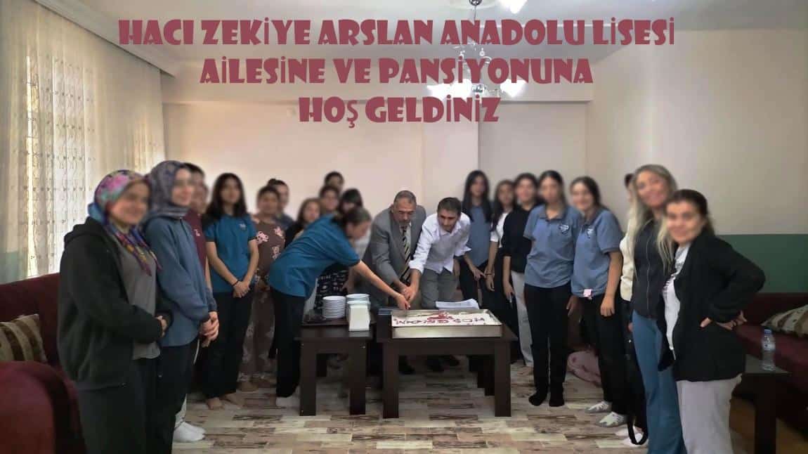 HZAAL Pansiyonuna Yeni Katılan Öğrencilerimize Hoş Geldiniz Pastası